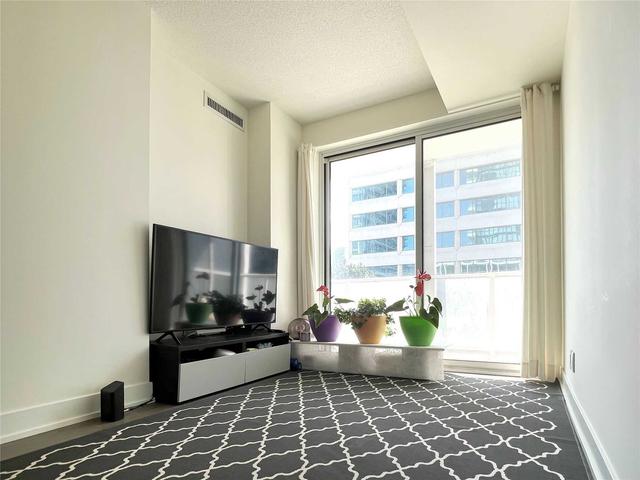 216 - 180 Fairview Mall Dr, Condo with 1 bedrooms, 2 bathrooms and 1 parking in Toronto ON | Image 9