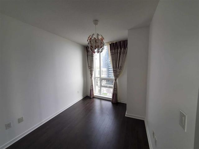 809 - 62 Forest Manor Rd, Condo with 2 bedrooms, 2 bathrooms and 1 parking in Toronto ON | Image 8