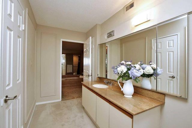 1612 - 2000 Islington Ave, Condo with 2 bedrooms, 3 bathrooms and 2 parking in Toronto ON | Image 17