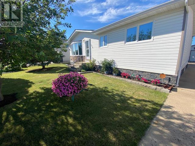 116 5 Ave Sw Avenue, House detached with 4 bedrooms, 3 bathrooms and 5 parking in Falher AB | Image 35