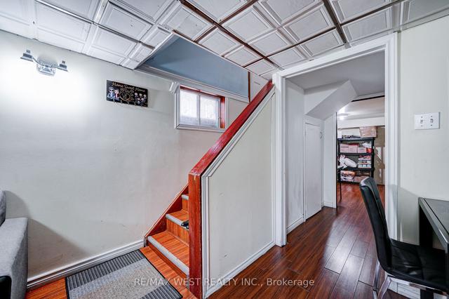 86 Chiswick Ave, House detached with 3 bedrooms, 2 bathrooms and 1 parking in Toronto ON | Image 14