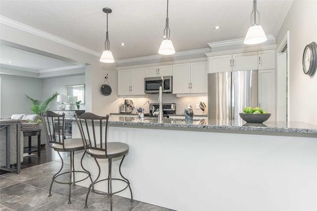 552 Starwood Dr, House detached with 3 bedrooms, 3 bathrooms and 3 parking in Guelph ON | Image 3