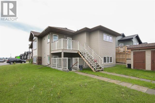 748 Cypress Lane, Home with 4 bedrooms, 2 bathrooms and 2 parking in Red Deer County AB | Image 10