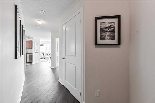 911 - 35 Bales Ave, Condo with 2 bedrooms, 2 bathrooms and 1 parking in Toronto ON | Image 13