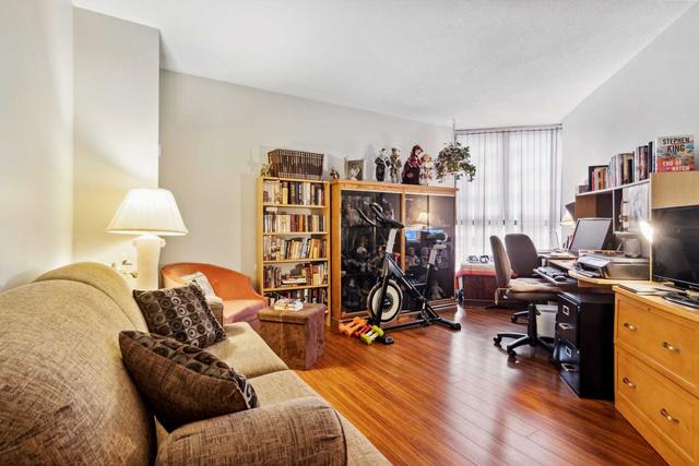 303 - 50 Baif Blvd, Condo with 3 bedrooms, 2 bathrooms and 2 parking in Richmond Hill ON | Image 13