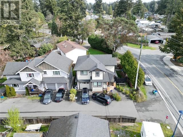 1004 Paddle Run, House detached with 4 bedrooms, 4 bathrooms and 2 parking in Langford BC | Image 2