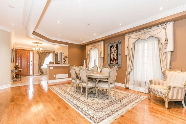 37 Little Ashley Dr, House detached with 4 bedrooms, 5 bathrooms and 6 parking in Vaughan ON | Image 38