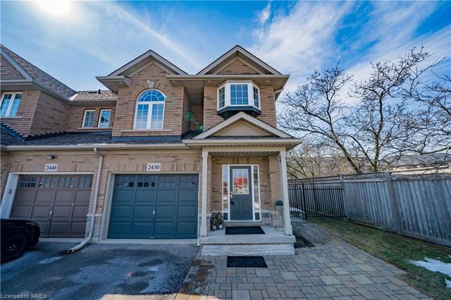 2450 Shadow Court N, House attached with 3 bedrooms, 3 bathrooms and 3 parking in Oakville ON | Image 1