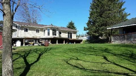 6742 Hwy 35, House detached with 3 bedrooms, 2 bathrooms and 10 parking in Kawartha Lakes ON | Image 9