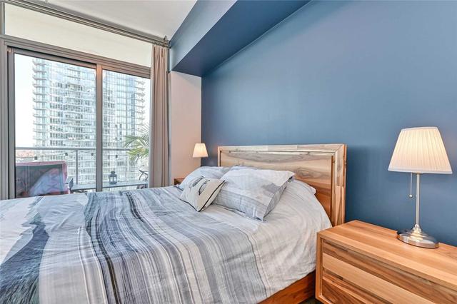 1317 - 103 The Queensway Ave, Condo with 1 bedrooms, 1 bathrooms and 1 parking in Toronto ON | Image 4