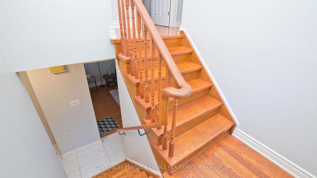 57 Cassis Dr, House detached with 4 bedrooms, 5 bathrooms and 3 parking in Toronto ON | Image 7