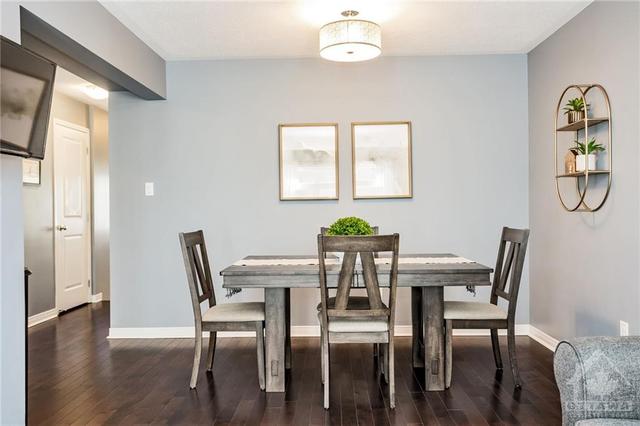 102 Patriot Place, Townhouse with 3 bedrooms, 3 bathrooms and 4 parking in Ottawa ON | Image 5