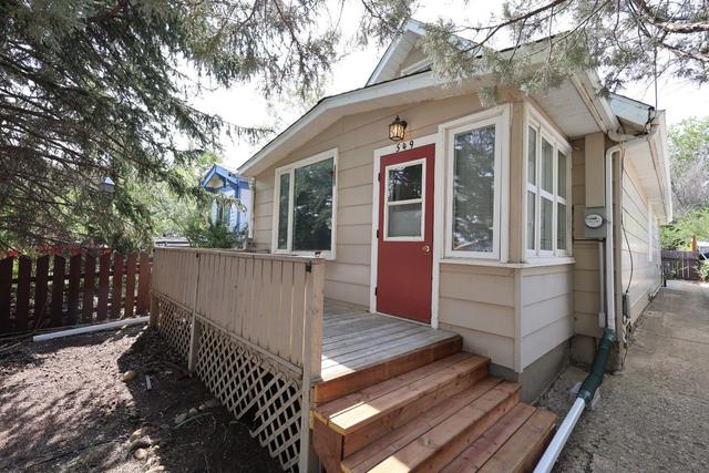 549 2 Street Sw, House detached with 3 bedrooms, 1 bathrooms and 2 parking in Drumheller AB | Image 1