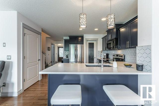 17325 6a Av Sw, House semidetached with 3 bedrooms, 2 bathrooms and null parking in Edmonton AB | Image 13