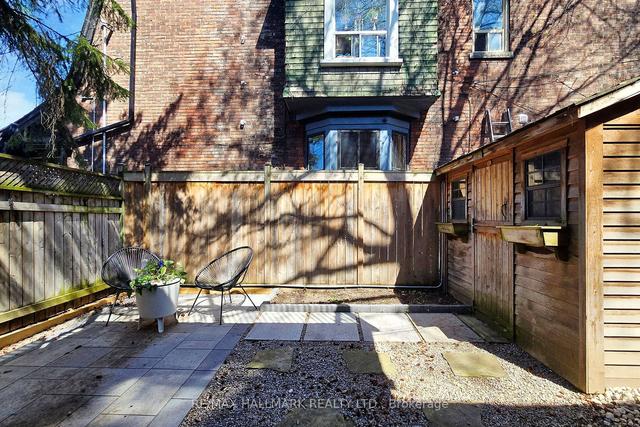 138 Hepbourne St, House semidetached with 3 bedrooms, 4 bathrooms and 0 parking in Toronto ON | Image 32
