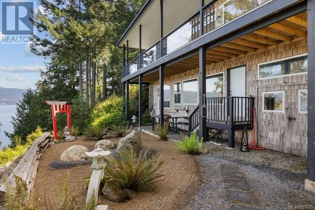 777 Mine Rd, House detached with 2 bedrooms, 3 bathrooms and 5 parking in Powell River E BC | Image 4