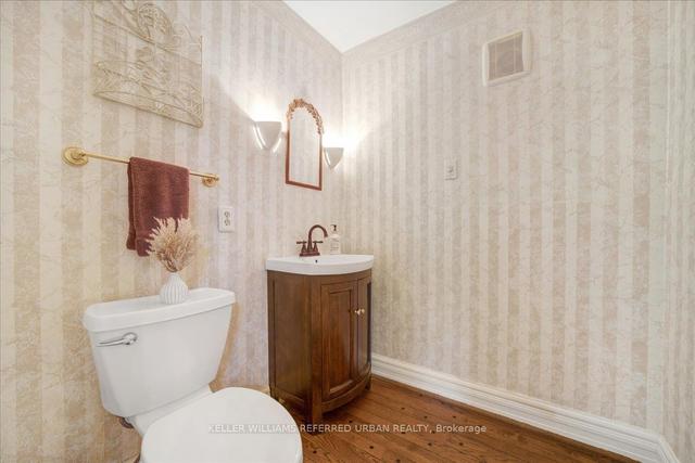 192 Horsham Ave, House detached with 3 bedrooms, 2 bathrooms and 3 parking in Toronto ON | Image 10