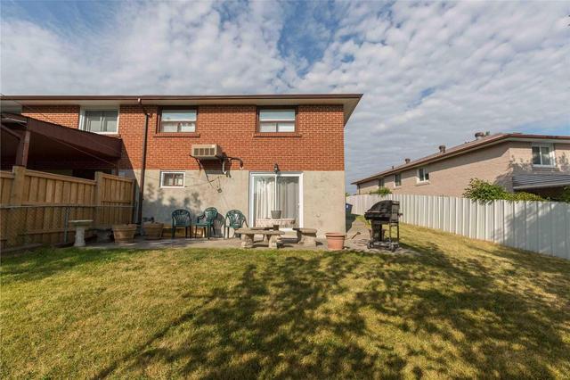 22 Petworth Cres, House semidetached with 3 bedrooms, 2 bathrooms and 2 parking in Toronto ON | Image 19