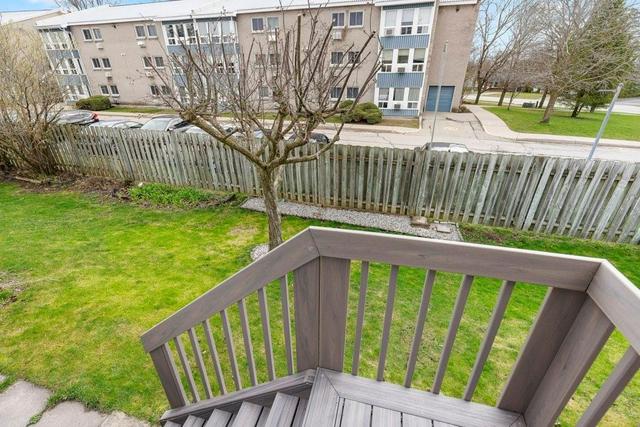 15 Wilmot Young Place, Townhouse with 3 bedrooms, 2 bathrooms and 2 parking in Brockville ON | Image 7
