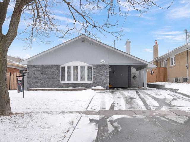 69 Genthorn Ave, House detached with 3 bedrooms, 2 bathrooms and 3 parking in Toronto ON | Image 1