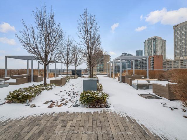 301 - 825 Church St, Condo with 2 bedrooms, 2 bathrooms and 1 parking in Toronto ON | Image 11
