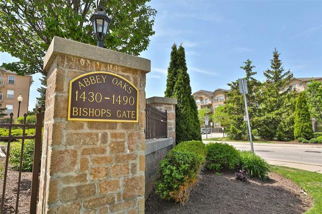 301 - 1460 Bishops Gate, Condo with 2 bedrooms, 2 bathrooms and 1 parking in Oakville ON | Image 24