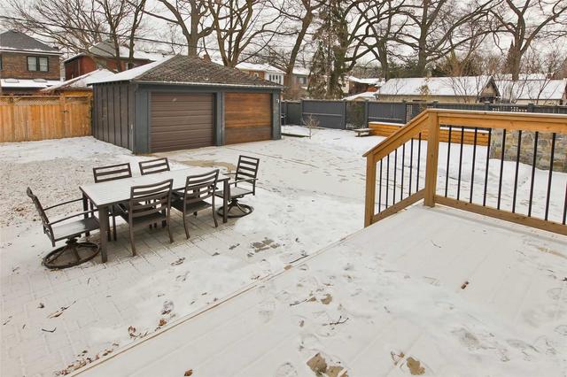 585 Windermere Ave, House detached with 4 bedrooms, 4 bathrooms and 2 parking in Toronto ON | Image 29