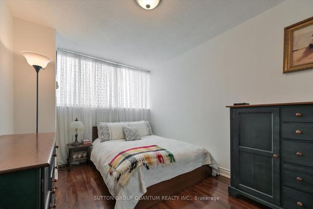 1006 - 11 Wincott Dr, Condo with 3 bedrooms, 2 bathrooms and 2 parking in Toronto ON | Image 15