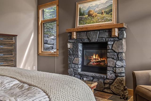 25 Juniper Ridge, House detached with 4 bedrooms, 5 bathrooms and 4 parking in Canmore AB | Image 40