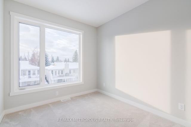 410 Shawnee Sq, Townhouse with 3 bedrooms, 3 bathrooms and 3 parking in Calgary AB | Image 5