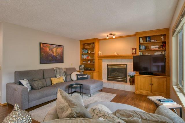 119 Sunset Place Se, House detached with 4 bedrooms, 3 bathrooms and 4 parking in Calgary AB | Image 17