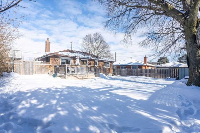 36 Freeman Ave, House detached with 2 bedrooms, 1 bathrooms and 3 parking in Guelph ON | Image 24