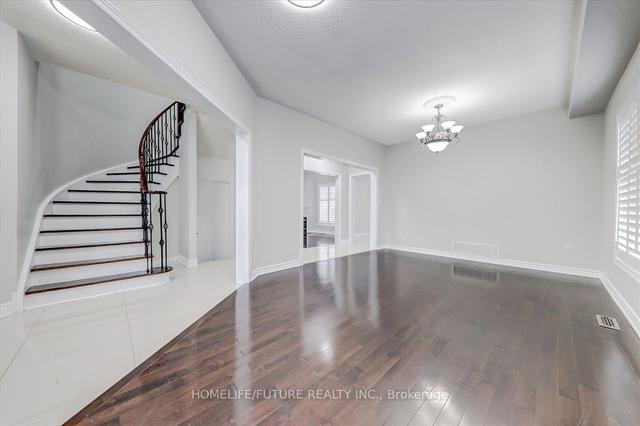 33 Eastvale Dr, House detached with 4 bedrooms, 5 bathrooms and 4 parking in Markham ON | Image 38