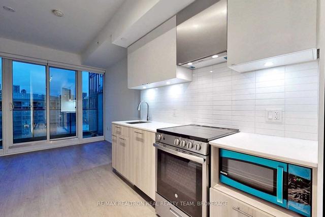 904 - 251 Jarvis St, Condo with 0 bedrooms, 1 bathrooms and 0 parking in Toronto ON | Image 5