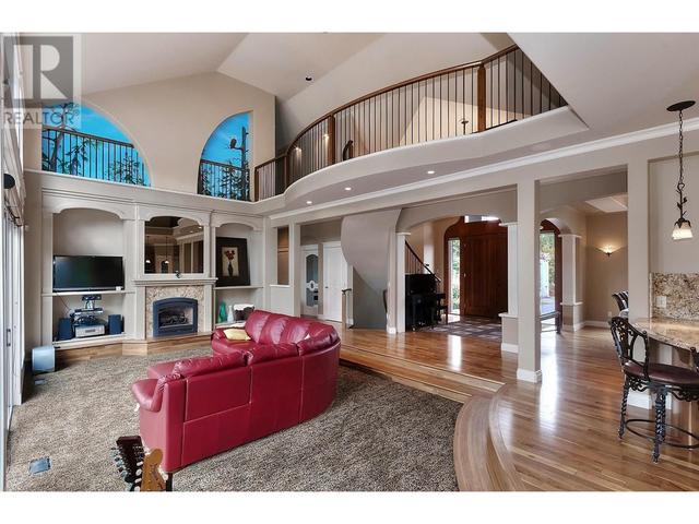 4160 June Springs Road, House detached with 4 bedrooms, 4 bathrooms and 28 parking in Kelowna BC | Image 6