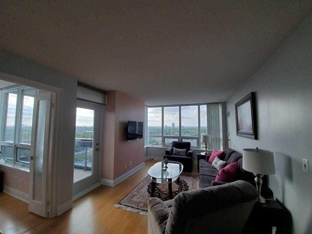 1312 - 15 Greenview Ave, Condo with 2 bedrooms, 2 bathrooms and 1 parking in Toronto ON | Image 6
