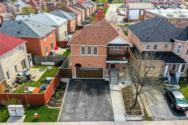 95 Farthingale Cres, House detached with 4 bedrooms, 4 bathrooms and 6 parking in Brampton ON | Image 23