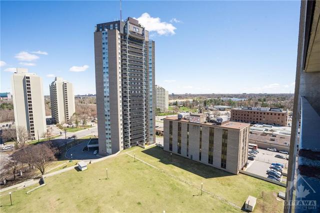 1404 - 900 Dynes Road, Condo with 3 bedrooms, 2 bathrooms and 1 parking in Ottawa ON | Image 29
