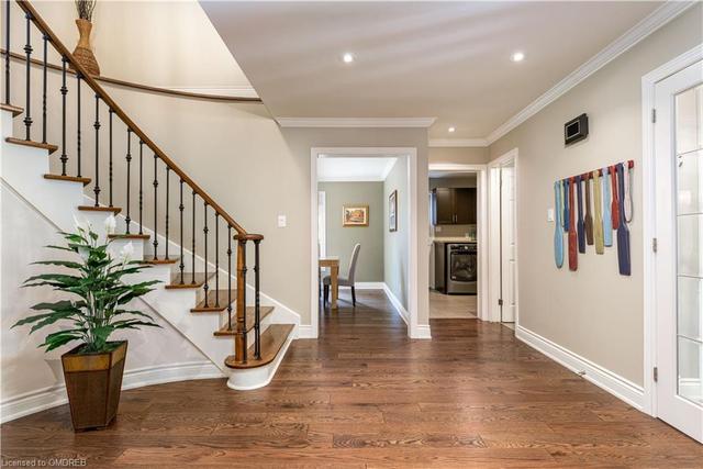 47 Skipper Lane, House detached with 6 bedrooms, 3 bathrooms and 4 parking in Oakville ON | Image 8