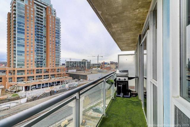806 - 1029 King St, Condo with 2 bedrooms, 2 bathrooms and 1 parking in Toronto ON | Image 19
