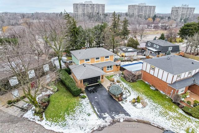 15 Pine Ridge Lane, House detached with 4 bedrooms, 4 bathrooms and 6 parking in Brampton ON | Image 36