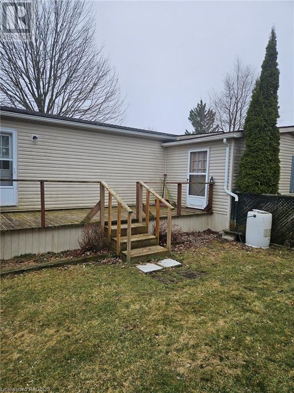 302694 Douglas Street, House detached with 2 bedrooms, 1 bathrooms and 4 parking in West Grey ON | Image 7
