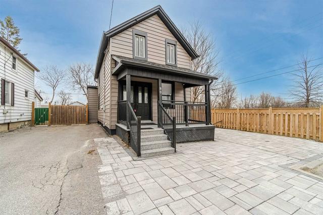 80 Fisher St, House detached with 3 bedrooms, 2 bathrooms and 7 parking in Oshawa ON | Image 23