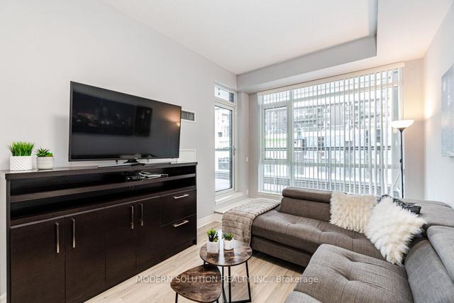 210 - 8110 Birchmount Rd, Condo with 1 bedrooms, 2 bathrooms and 1 parking in Markham ON | Image 3