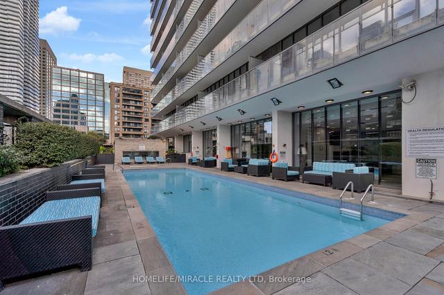 3106 - 33 Charles St E, Condo with 3 bedrooms, 2 bathrooms and 1 parking in Toronto ON | Image 35