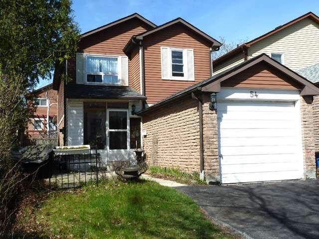 54 Whistling Hills Dr, House detached with 3 bedrooms, 3 bathrooms and 2 parking in Toronto ON | Image 2