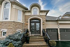 219 Alison Cres, House detached with 1 bedrooms, 3 bathrooms and 4 parking in Oakville ON | Image 12