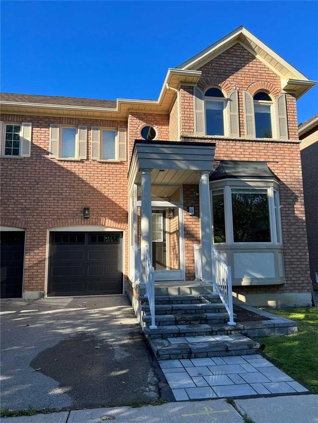 34 Saintsbury Rd, House semidetached with 3 bedrooms, 4 bathrooms and 2 parking in Markham ON | Card Image