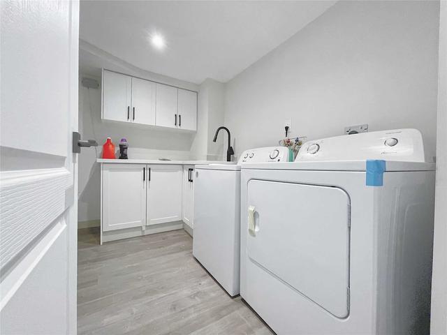 75 Bedle Ave, House semidetached with 3 bedrooms, 2 bathrooms and 1 parking in Toronto ON | Image 4