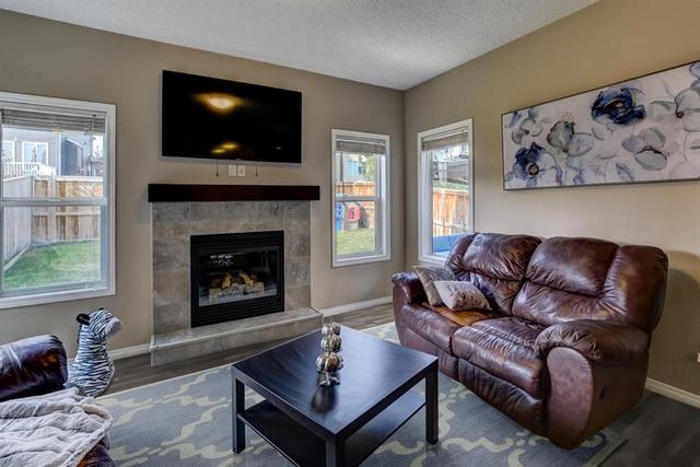29 Sage Valley Road Nw, House detached with 3 bedrooms, 2 bathrooms and 2 parking in Calgary AB | Image 9